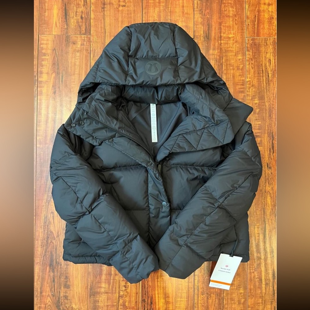Lululemon Wunder Puff Cropped Jacket 
Online Only